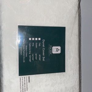 King size duvet cover sheet